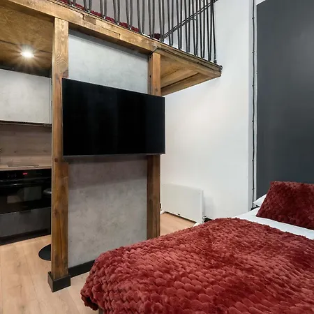 Appartement Tasteful Close To Piotrkowska Street By Renters